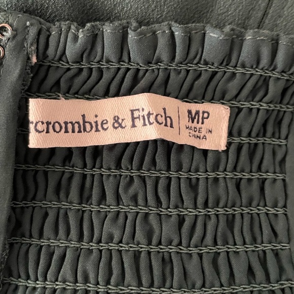 Abercrombie Dark Green Long Sleeve Mini Dress Size Medium Petite MP - Picture 4 of 6